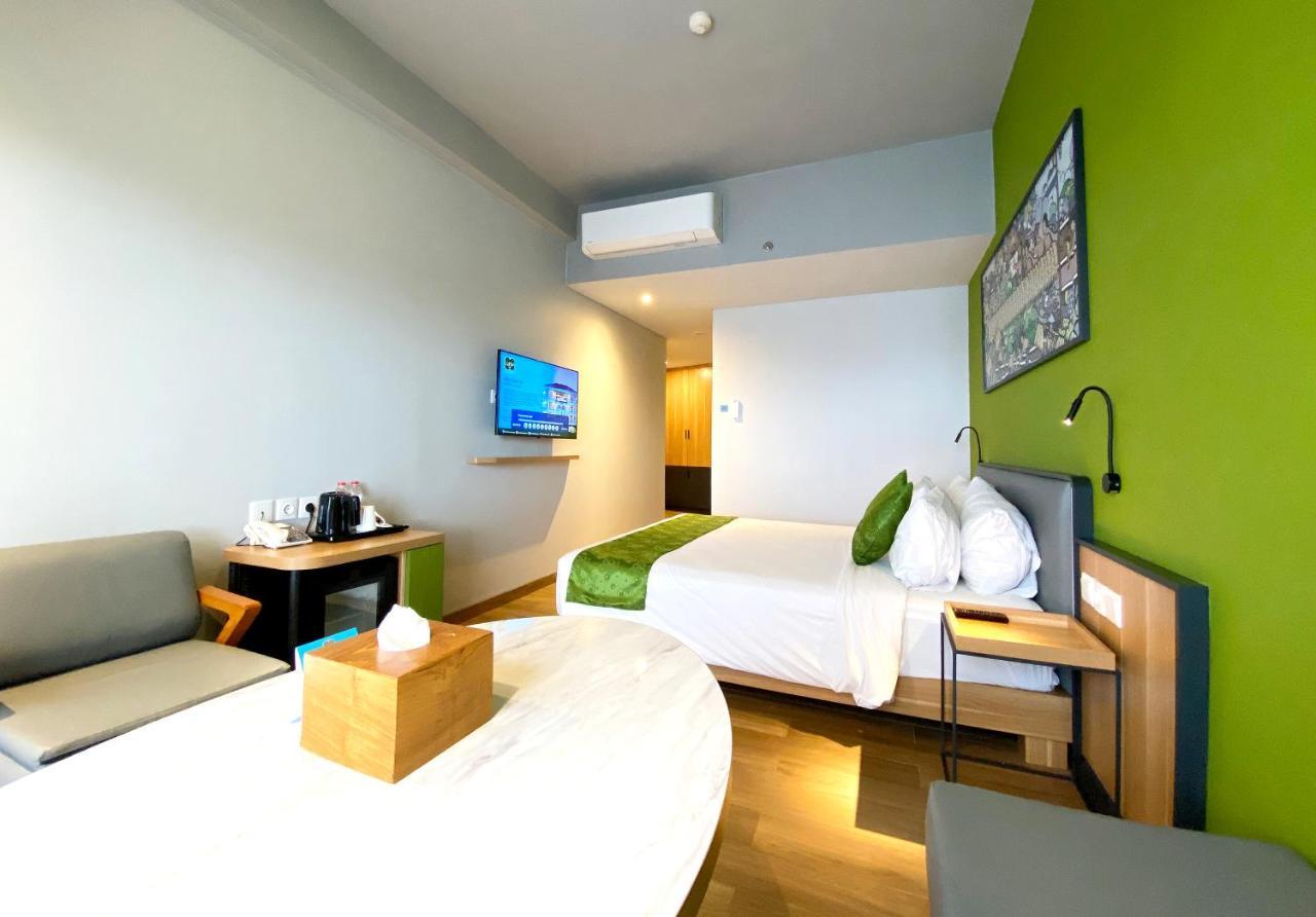 Rv Hotel Gianyar Ubud Extérieur photo